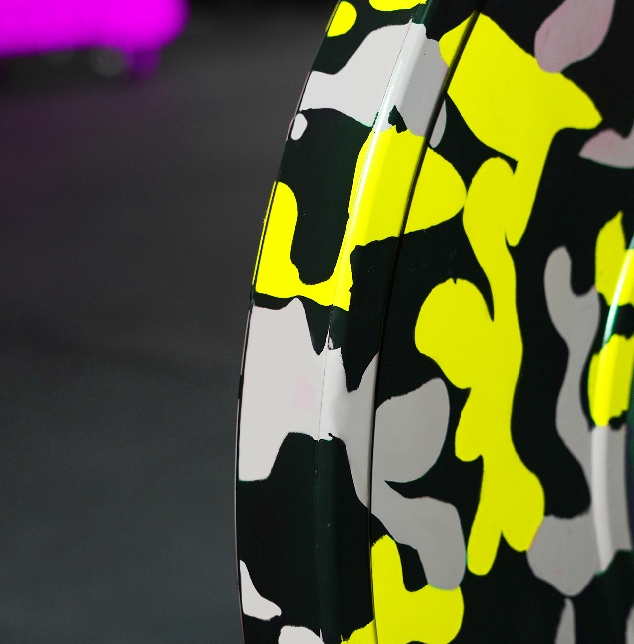 Yellow Vibrant Camo Competition Plates - 15kg(图1)